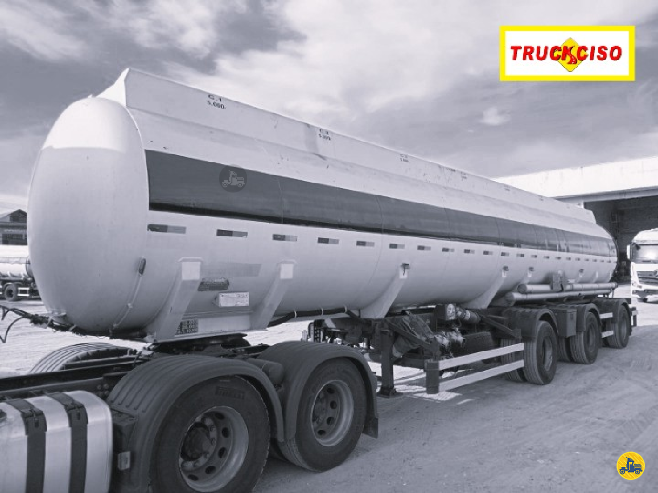 CARRETA SEMI-REBOQUE TANQUE AÇO TRUCKCISO ARAUCARIA PARANÁ PR